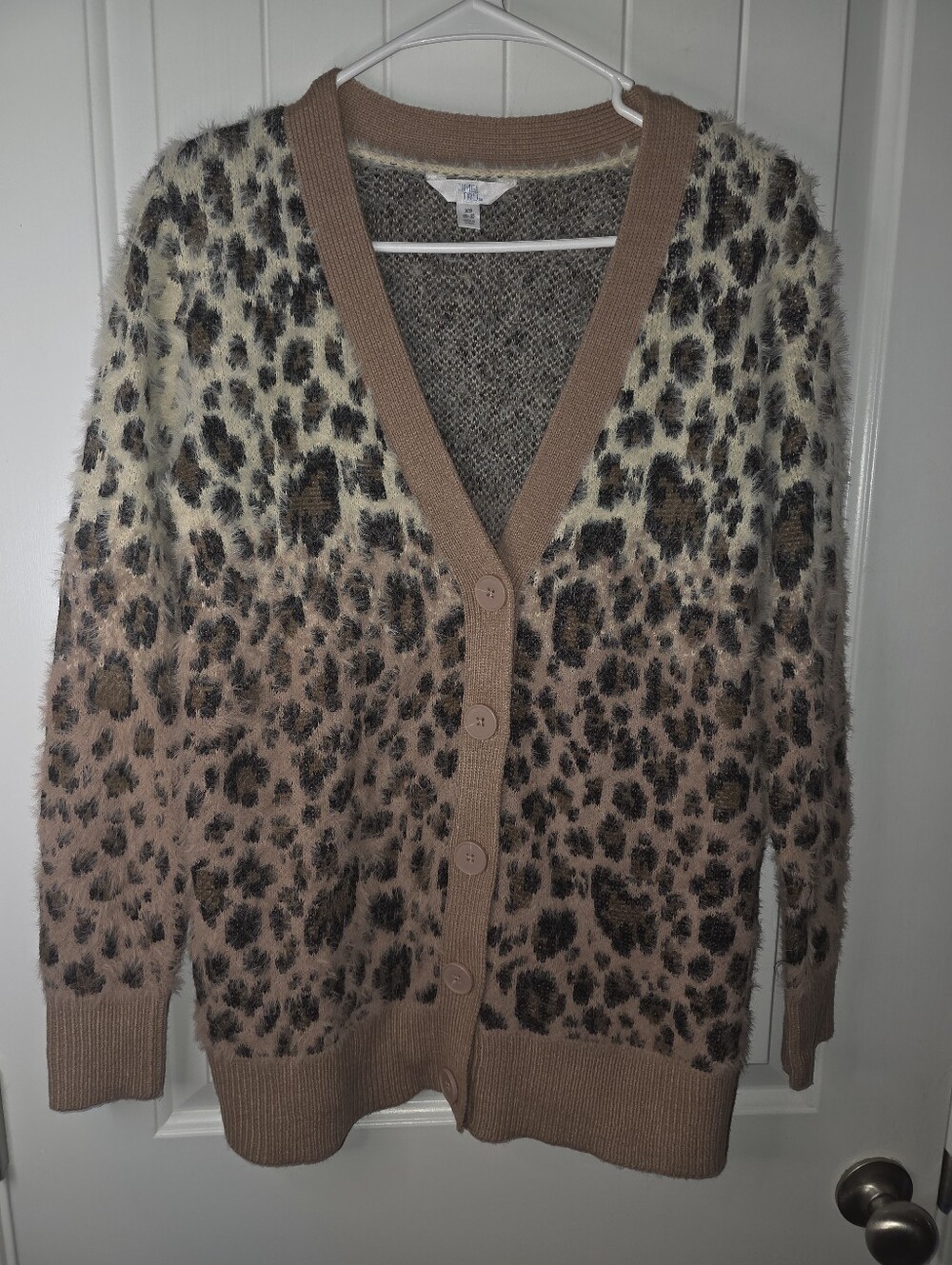 Time and Tru Oversized Fuzzy Soft Leopard Cardigan XS